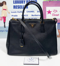 Load image into Gallery viewer, AUTHENTIC Prada Galleria Double Zip Tote Black Saffiano PREOWNED (WBA507)
