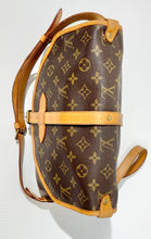 Load image into Gallery viewer, AUTHENTIC Louis Vuitton Saumur 30 Monogram Crossbody PREOWNED (WBA516)