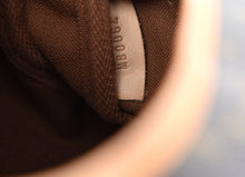 Load image into Gallery viewer, AUTHENTIC Louis Vuitton Saumur 30 Monogram Crossbody PREOWNED (WBA516)