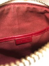 Load image into Gallery viewer, AUTHENTIC Burberry Alchester White PREOWNED (WBA817)