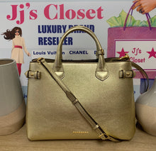 Load image into Gallery viewer, AUTHENTIC Burberry Banner Bag PREOWNED (WBA128)