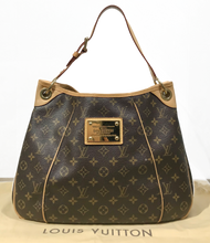 Load image into Gallery viewer, AUTHENTIC Louis Vuitton Galliera PM Monogram PREOWNED (WBA782)