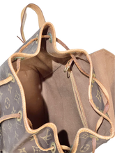Load image into Gallery viewer, AUTHENTIC Louis Vuitton Montsouris Monogram MM Backpack PREOWNED (WBA594)