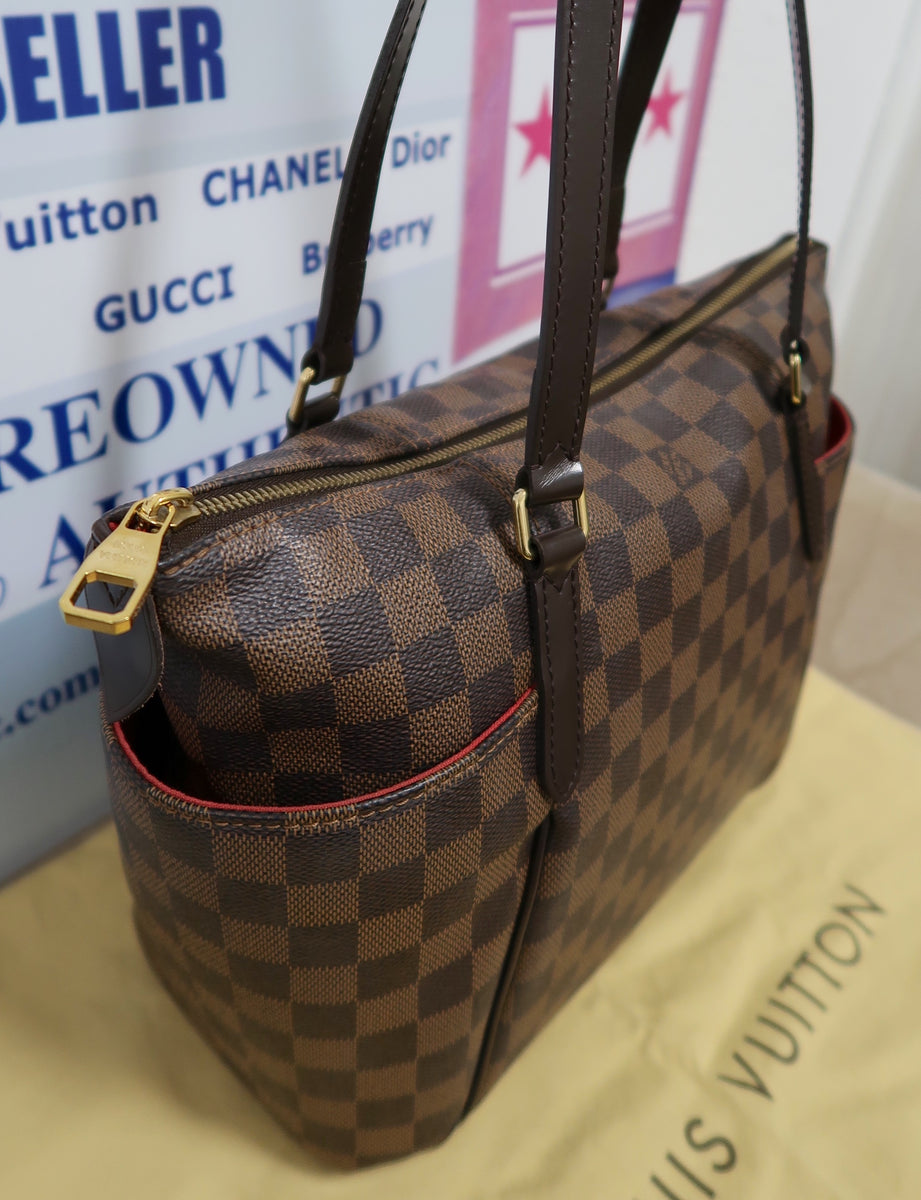 Louis Vuitton damper Trevor pm purse bag w original receipt for