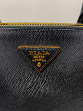 Load image into Gallery viewer, AUTHENTIC Prada Galleria Double Zip Tote Black Saffiano PREOWNED (WBA507)