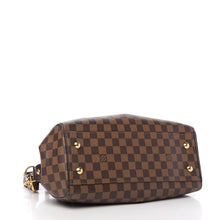 Load image into Gallery viewer, AUTHENTIC Louis Vuitton Trevi PM Preowned (WBA620)