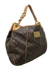 Load image into Gallery viewer, AUTHENTIC Louis Vuitton Galliera GM Monogram PREOWNED (WBA786)