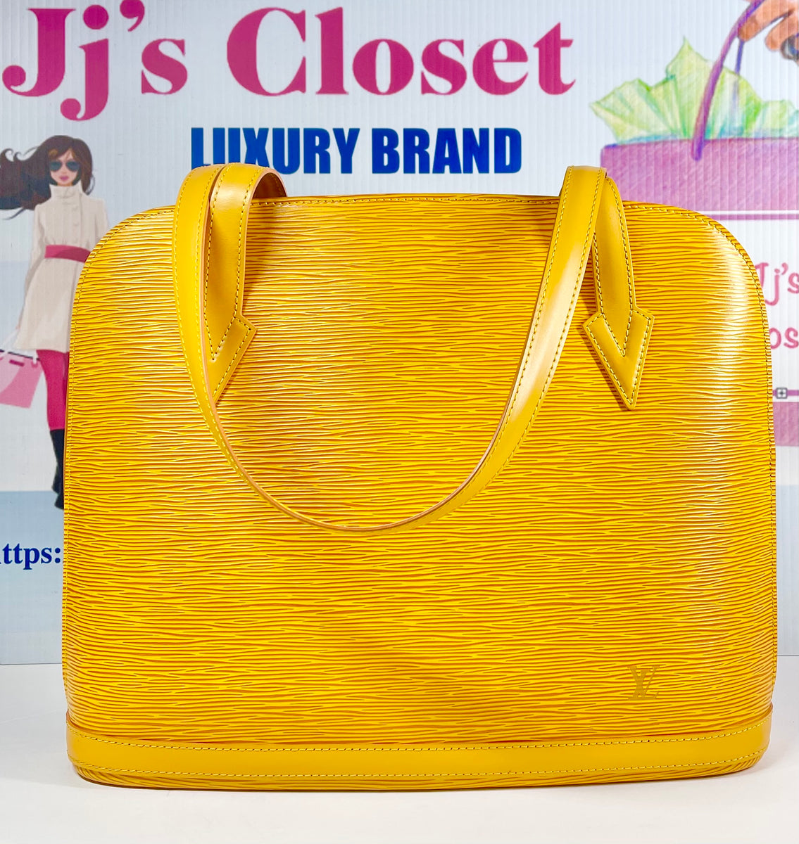 AUTHENTIC Louis Vuitton Lussac Tassil Yellow Epi Preowned (WBA