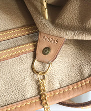 Load image into Gallery viewer, AUTHENTIC Louis Vuitton Bucket 27 Monogram PREOWNED (WBA706)