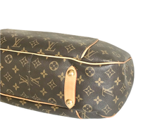Load image into Gallery viewer, AUTHENTIC Louis Vuitton Galliera PM Monogram PREOWNED (WBA681)