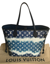 Load image into Gallery viewer, AUTHENTIC Louis Vuitton Neverfull Monogram Escale Blue MM PREOWNED (WBA707)
