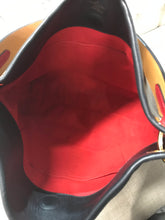 Load image into Gallery viewer, AUTHENTIC Louis Vuitton Tuileries Black Hobo PREOWNED (WBA691)