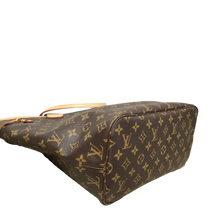 Load image into Gallery viewer, AUTHENTIC Louis Vuitton Neverfull Monogram MM PREOWNED (WBA832)