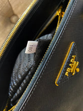 Load image into Gallery viewer, AUTHENTIC Prada Galleria Double Zip Tote Black Saffiano PREOWNED (WBA507)