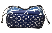 Load image into Gallery viewer, AUTHENTIC Louis Vuitton Neverfull Monogram Escale Blue MM PREOWNED (WBA707)