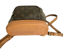 Load image into Gallery viewer, AUTHENTIC Louis Vuitton Montsouris Monogram PM Backpack PREOWNED (WBA841)