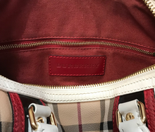Load image into Gallery viewer, AUTHENTIC Burberry Alchester White PREOWNED (WBA817)
