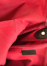Load image into Gallery viewer, AUTHENTIC Louis Vuitton Favorite MM Damier Ebene PREOWNED (WBA725)