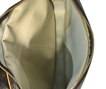 Load image into Gallery viewer, AUTHENTIC Louis Vuitton Reporter GM Monogram PREOWNED (WBA880)