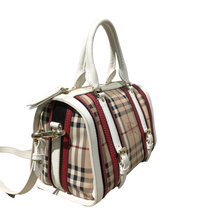 Load image into Gallery viewer, AUTHENTIC Burberry Alchester White PREOWNED (WBA817)