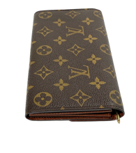 Load image into Gallery viewer, AUTHENTIC Louis Vuitton Sarah Wallet Monogram PREOWNED (WBA536)
