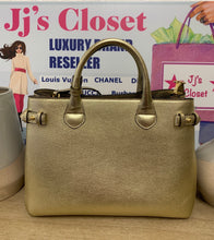 Load image into Gallery viewer, AUTHENTIC Burberry Banner Bag PREOWNED (WBA128)