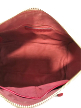 Load image into Gallery viewer, AUTHENTIC Burberry Alchester White PREOWNED (WBA817)