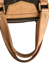 Load image into Gallery viewer, AUTHENTIC Louis Vuitton Retiro PM Monogram PREOWNED (WBA842)