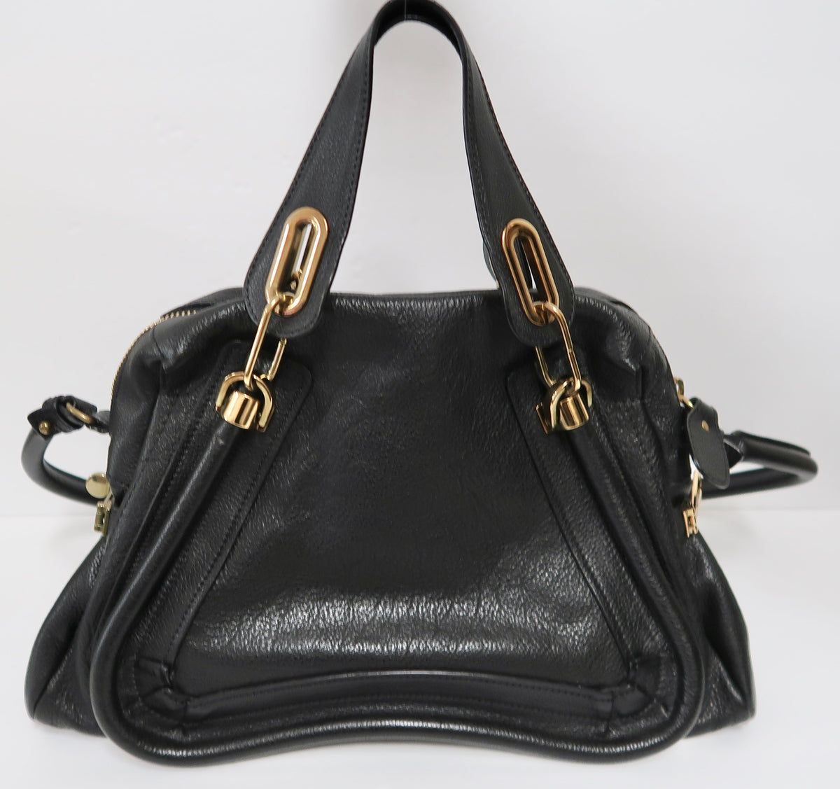 AUTHENTIC Chloe Paraty Medium Black PREOWNED (WBA232) – Jj's