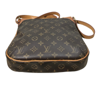 Load image into Gallery viewer, AUTHENTIC Louis Vuitton Odeon PM Monogram PREOWNED (WBA1087)