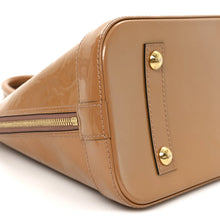 Load image into Gallery viewer, AUTHENTIC Louis Vuitton Alma PM Vernis Rose Velours PREOWNED (WBA1504)