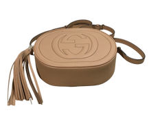 Load image into Gallery viewer, AUTHENTIC Gucci Oval Soho Disco Beige Pebbled Calfskin Crossbody NEW (WBA1325