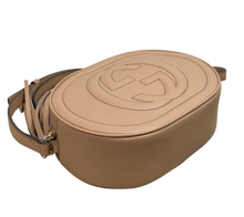 Load image into Gallery viewer, AUTHENTIC Gucci Oval Soho Disco Beige Pebbled Calfskin Crossbody NEW (WBA1325
