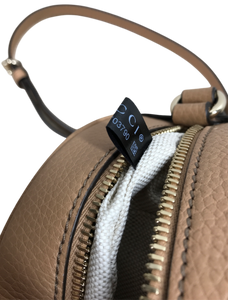 AUTHENTIC Gucci Oval Soho Disco Beige Pebbled Calfskin Crossbody NEW (WBA1325