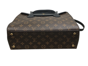 AUTHENTIC Louis Vuitton Florine Black Monogram PREOWNED (WBA1380)