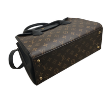 Load image into Gallery viewer, AUTHENTIC Louis Vuitton Florine Black Monogram PREOWNED (WBA1380)