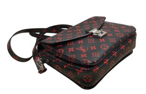AUTHENTIC  Louis Vuitton Pochette Metis Infrarouge Monogram PREOWNED (WBA1356)