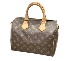 Load image into Gallery viewer, AUTHENTIC Louis Vuitton Speedy 25 Monogram PREOWNED (WBA1386)