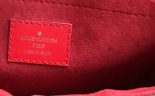 Load image into Gallery viewer, AUTHENTIC  Louis Vuitton Saint Michel Bag PREOWNED (WBA1468)