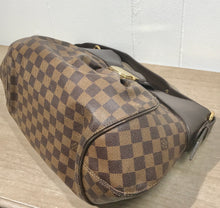 Load image into Gallery viewer, AUTHENTIC Louis Vuitton Sistina MM Damier Ebene PREOWNED (WBA1231)