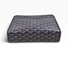 Load image into Gallery viewer, AUTHENTIC Goyard Goyardine Jouvence Toiletry Pouch MM Blue PREOWNED (WBA1346)
