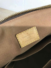 Load image into Gallery viewer, AUTHENTIC Louis Vuitton Tivoli Monogram GM PREOWNED (WBA1383)