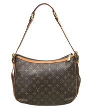 Load image into Gallery viewer, AUTHENTIC Louis Vuitton Tulum GM Monogram PREOWNED (WBA1187)