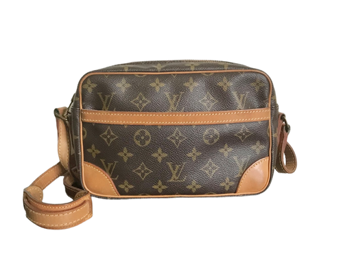 AUTHENTIC Louis Vuitton Trocadero 23 Monogram PREOWNED (WBA612)