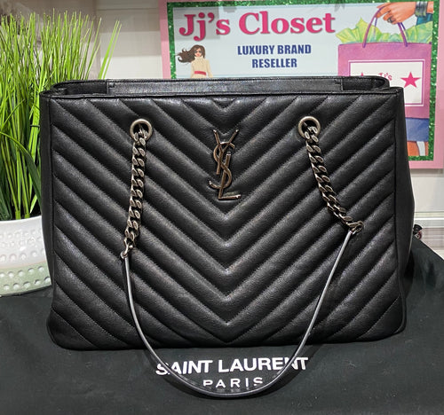 AUTHENTIC YSL Sheepskin Matelasse Chevron Bag Black PREOWNED (WBA307)