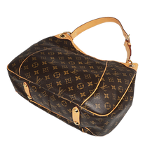 Load image into Gallery viewer, AUTHENTIC Louis Vuitton Galliera PM Monogram PREOWNED (WBA920)