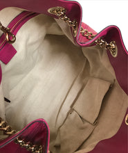 Load image into Gallery viewer, AUTHENTIC Gucci Soho Chain Medium Bougainvillea Bag PREOWNED (WBA1003)