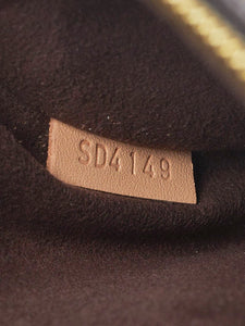 AUTHENTIC Louis Vuitton Pochette Metis Monogram PREOWNED (WBA424)