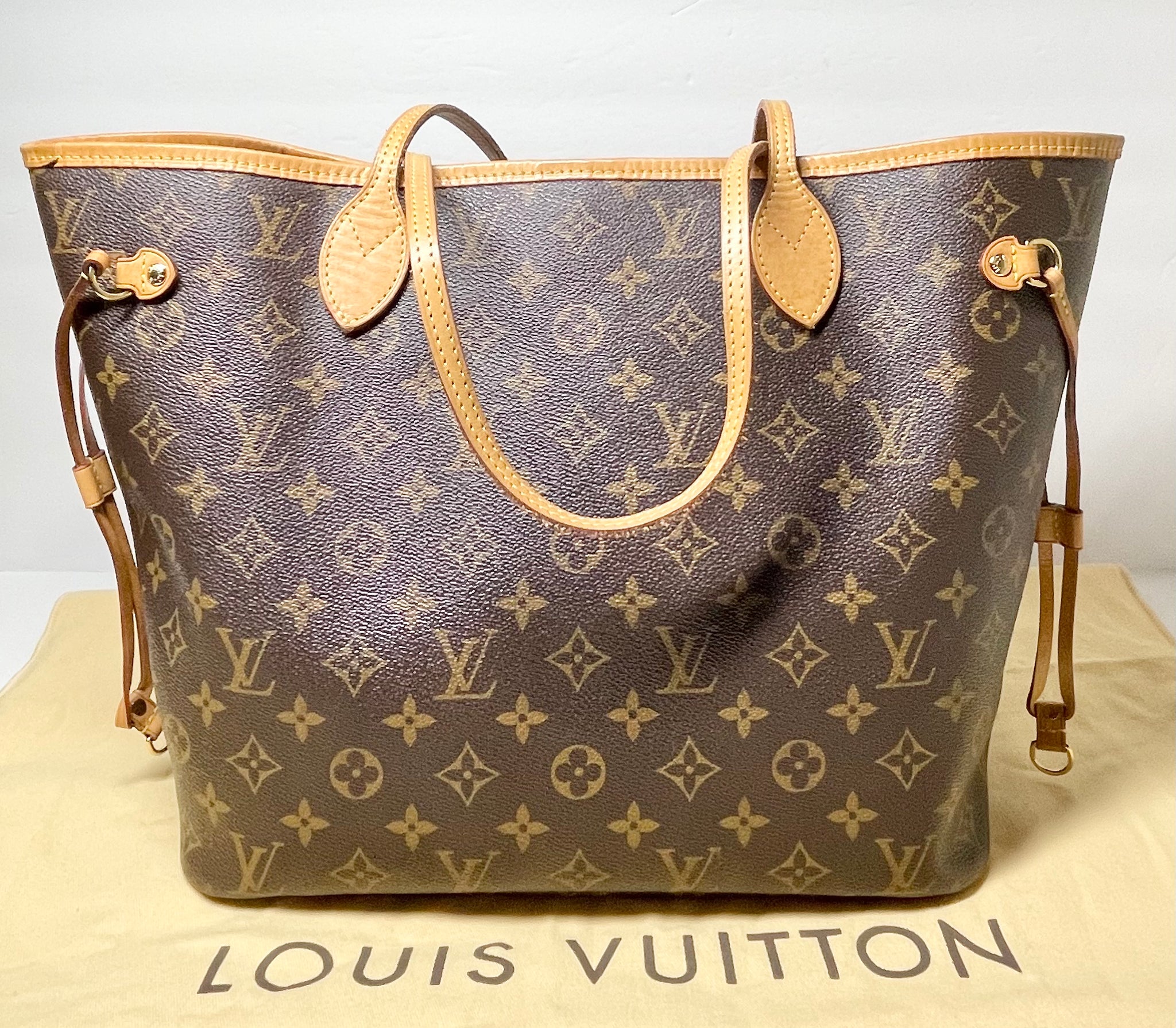 AUTHENTIC Louis Vuitton Neverfull Monogram MM PREOWNED (WBA370