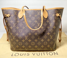 Load image into Gallery viewer, AUTHENTIC Louis Vuitton Neverfull Monogram MM PREOWNED (WBA370)